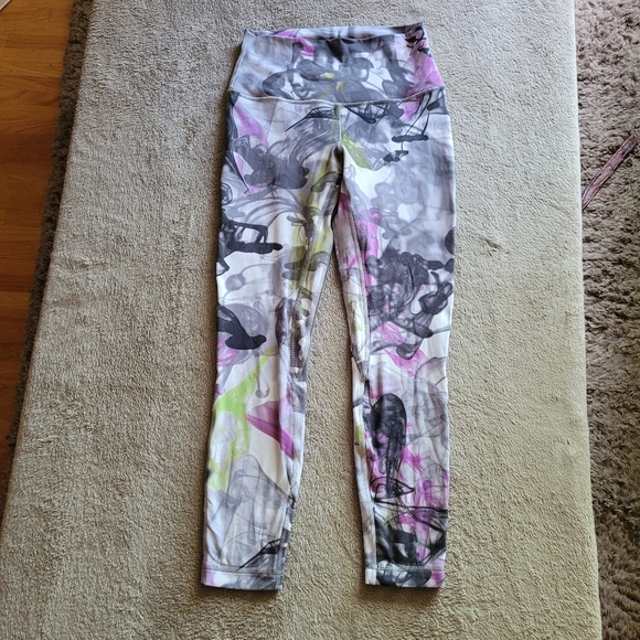 Lululemon Throwback Print Align High-Rise Pant 25" Unicorn Throwback White - Picture 2 of 11